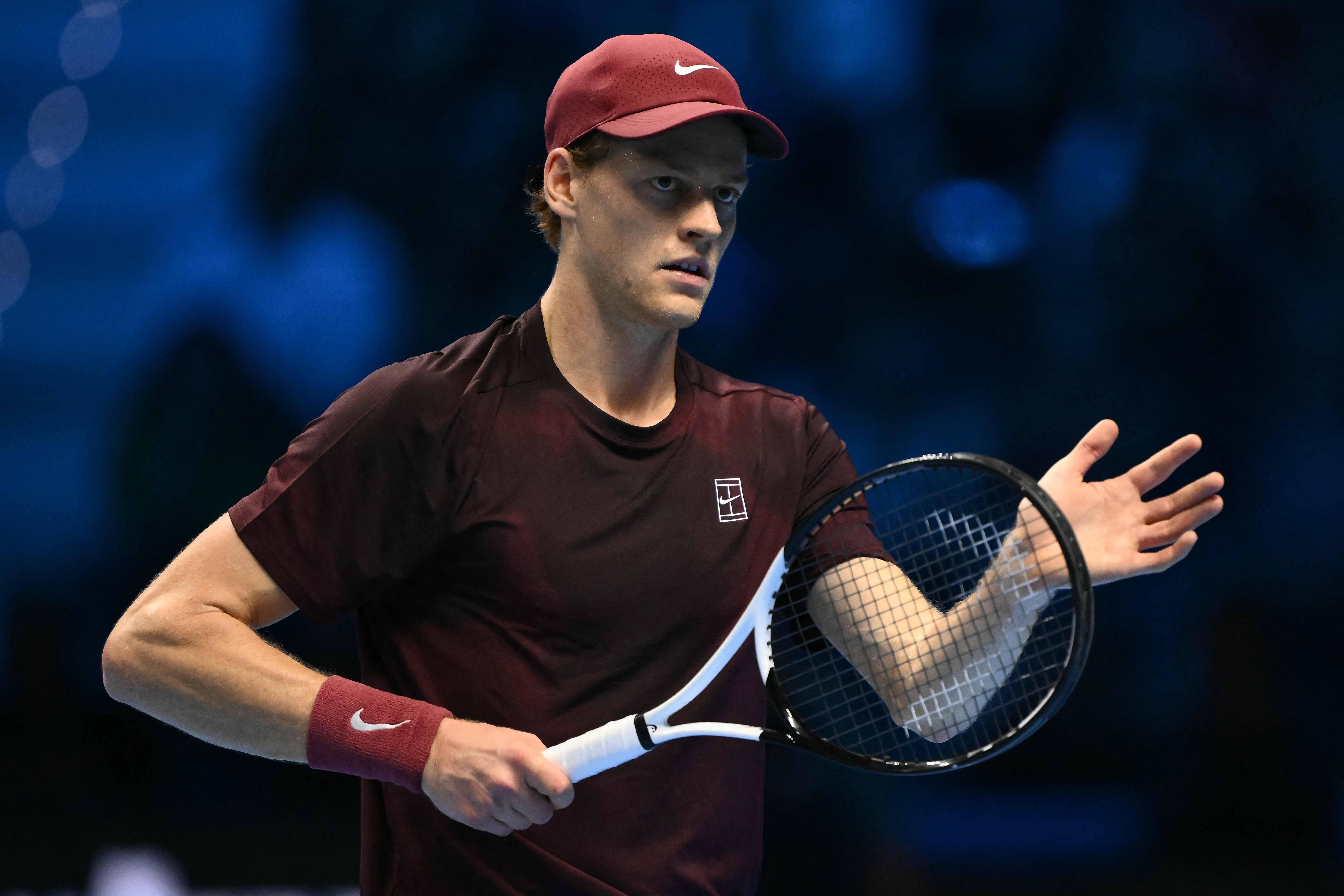 ATP总决赛完胜年终总决赛，兹维列夫点燃赛场