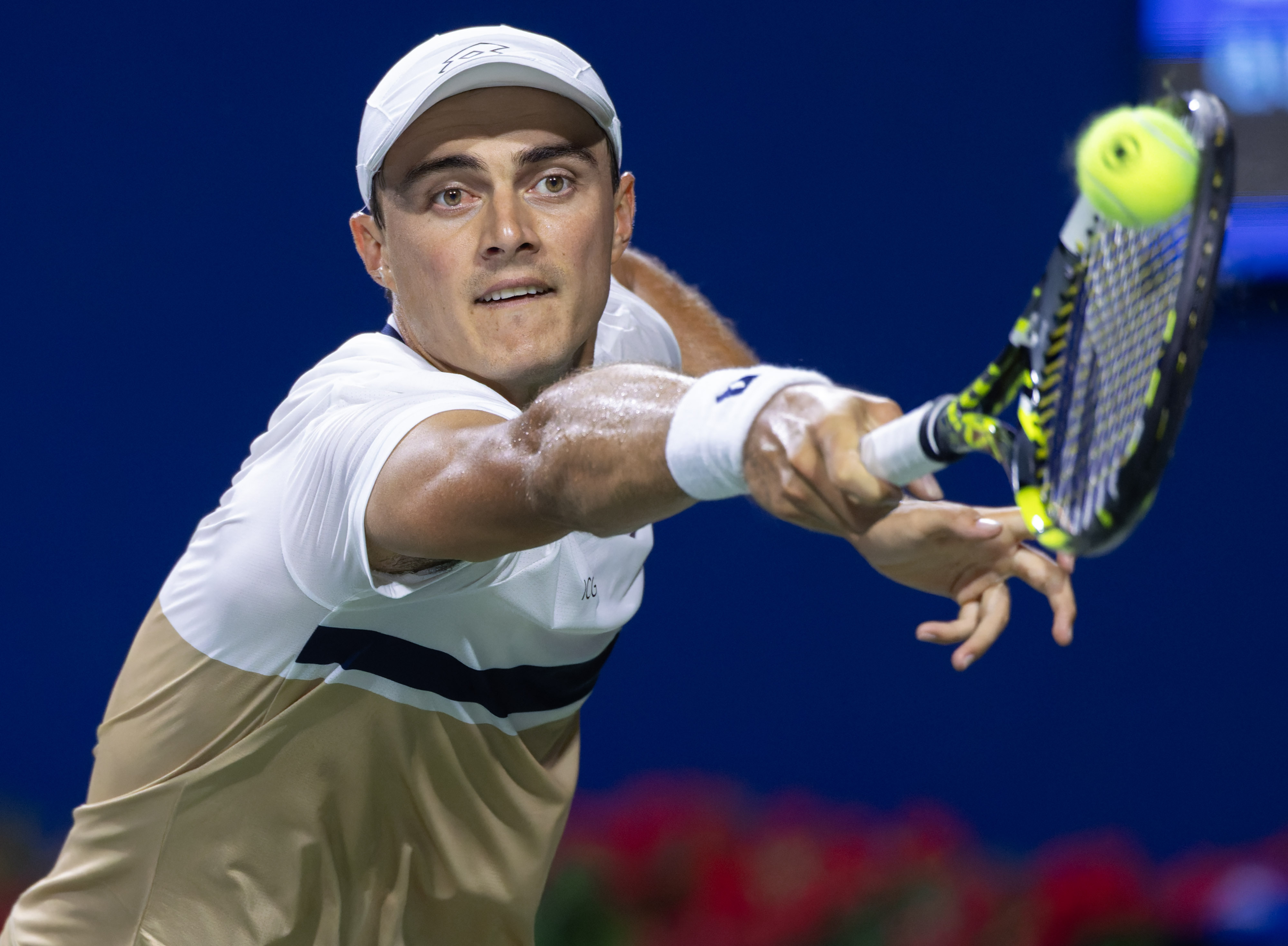 温网绝杀拉沃尔杯，兹维列夫刷新纪录