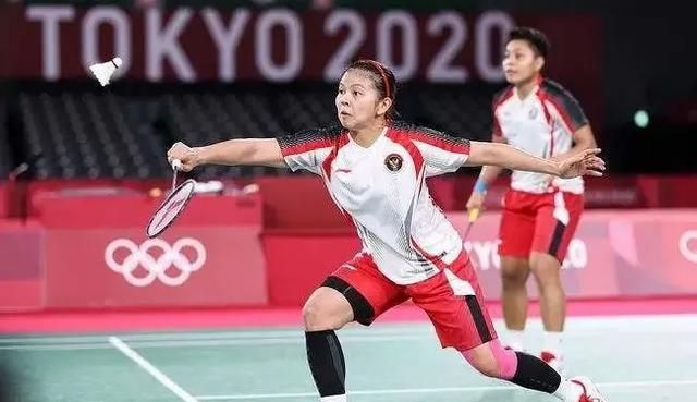 丹麦队翻盘日本队，黄鸭组合高光表现