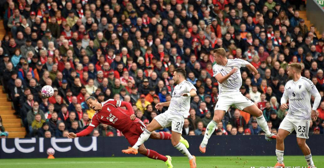 曼联逆转利物浦，哈弗茨带队取胜