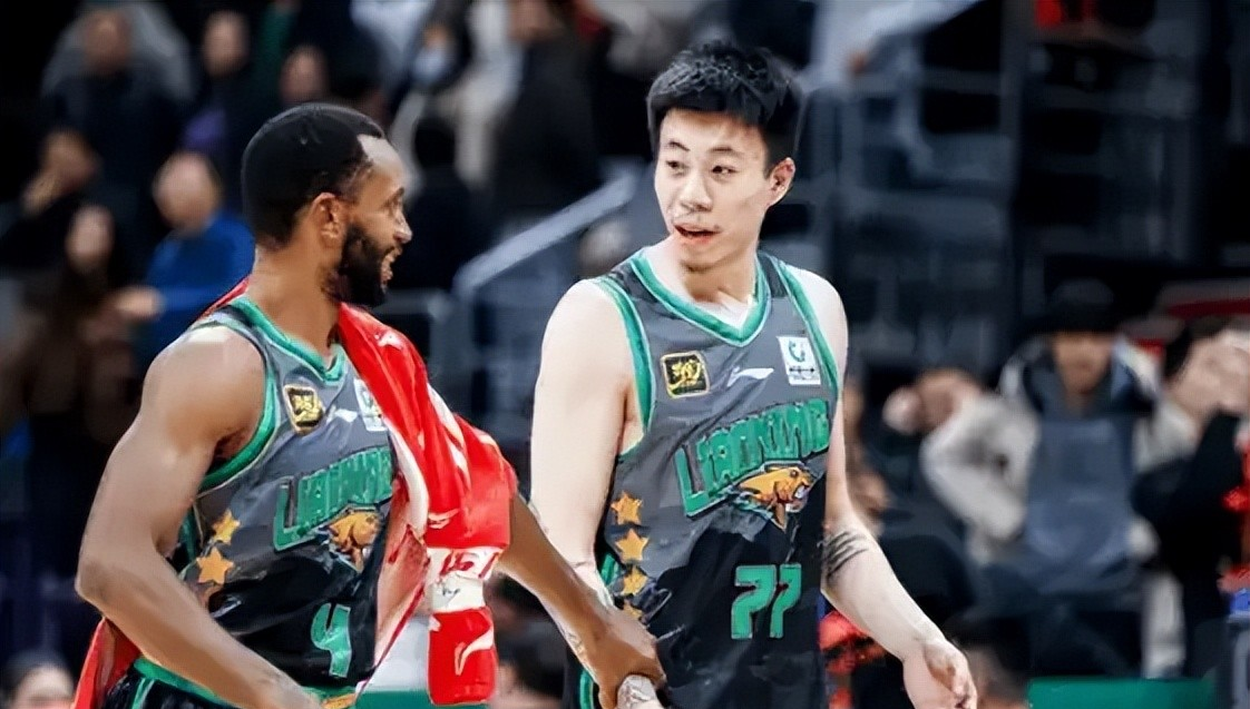 天津队鏖战76人，张镇麟惊艳四座