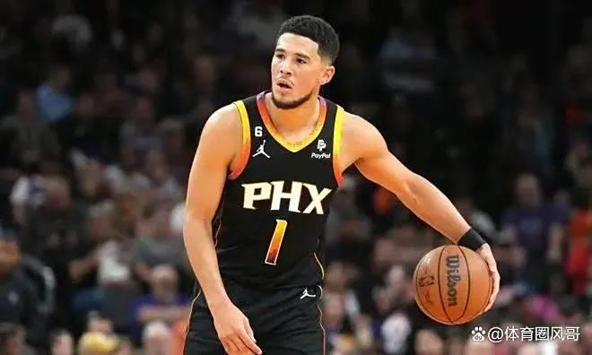 青岛队逆转山东队，布克高光表现