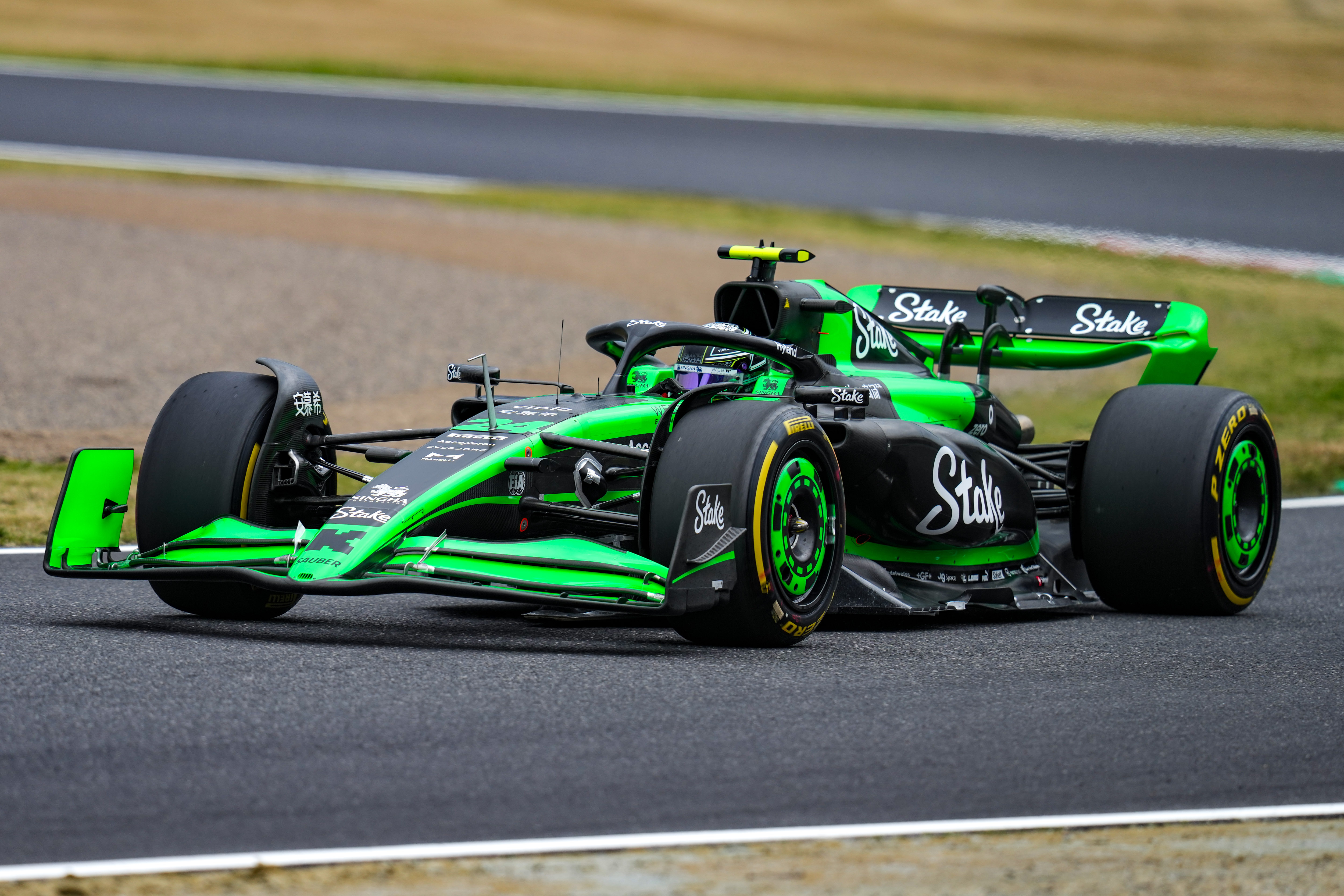 红牛二队轻取梅赛德斯,周冠宇扛起全队 红牛二队轻取梅赛德斯,周冠宇扛起全队