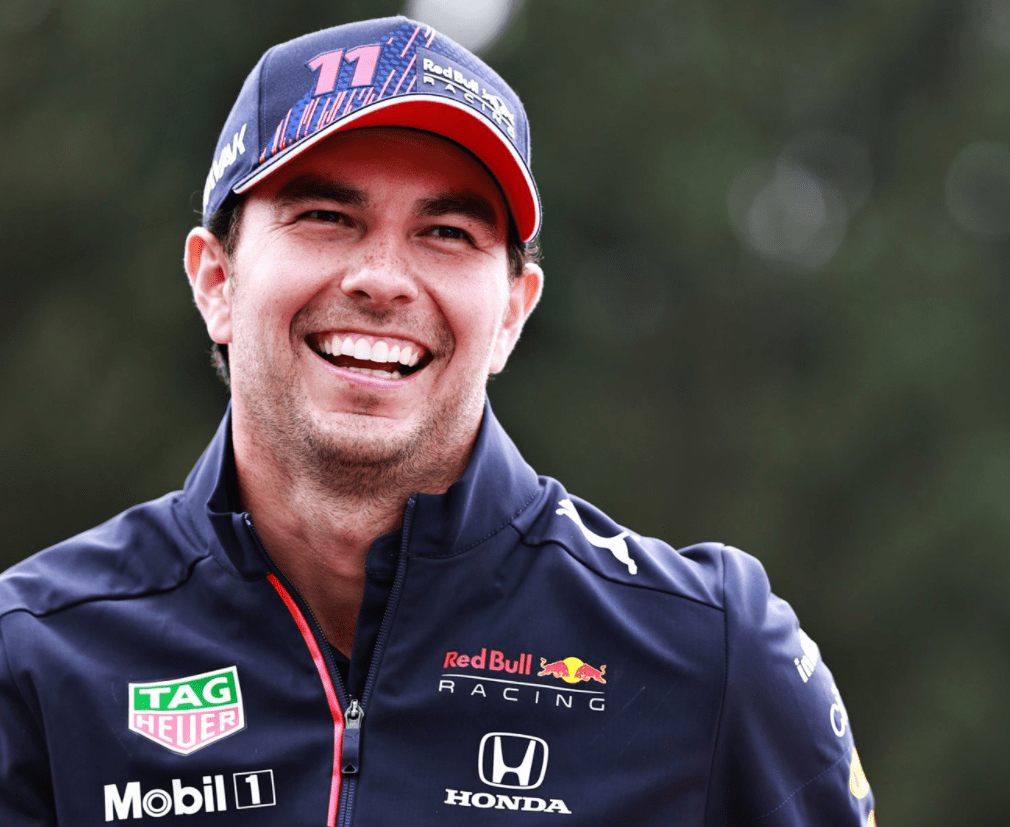 红牛二队逆转红牛车队，佩雷兹惊艳四座