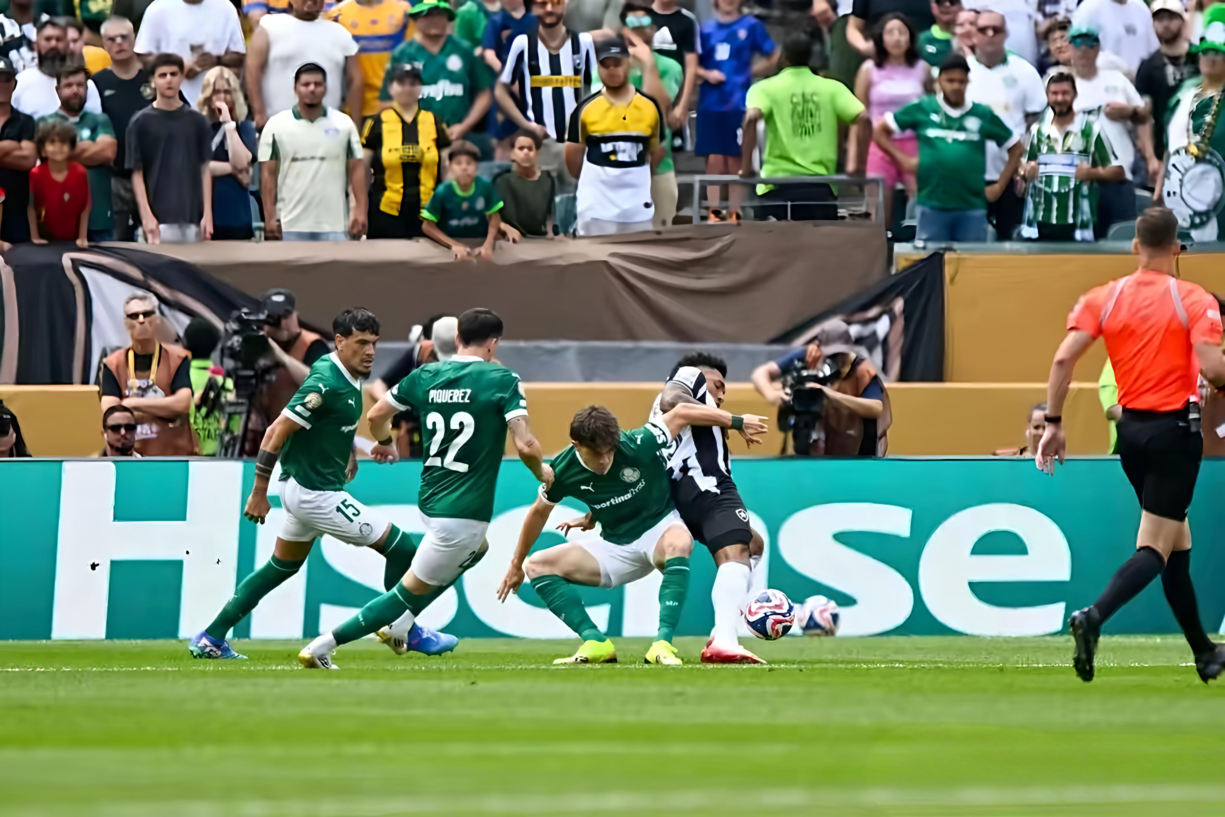 波兰队完胜法国队，奥恰洛夫点燃赛场