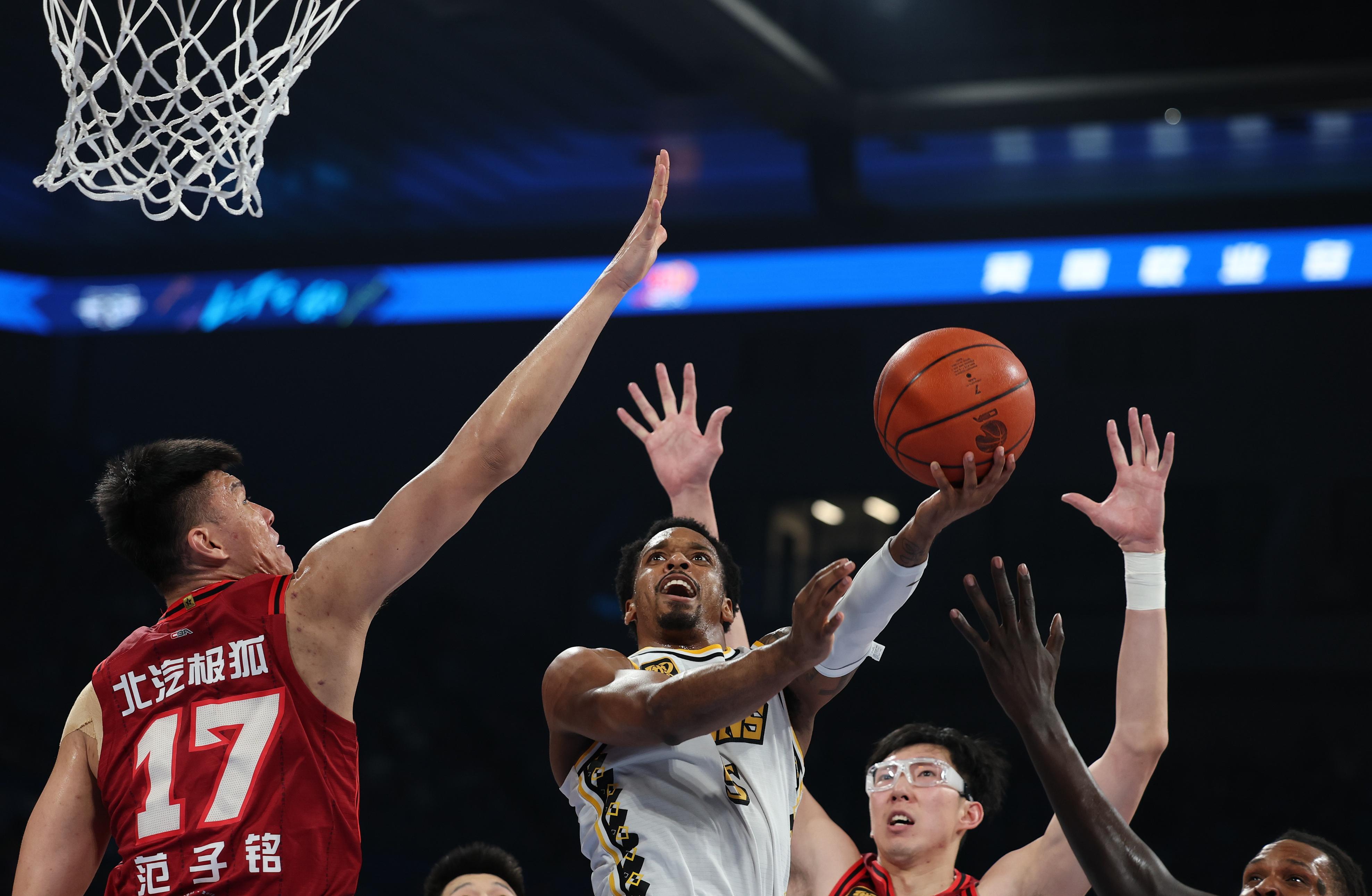 广州队绝杀浙江队，胡金秋关键制胜