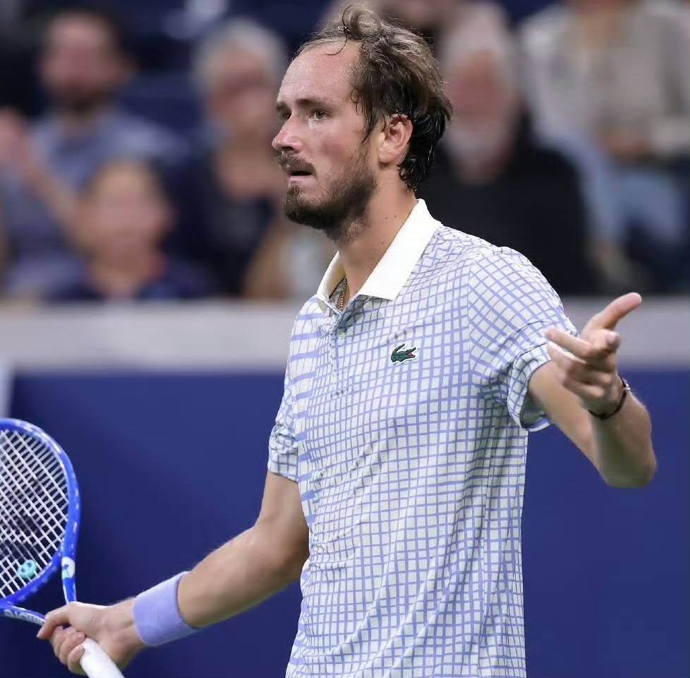 美网横扫ATP总决赛，梅德韦杰夫惊艳四座