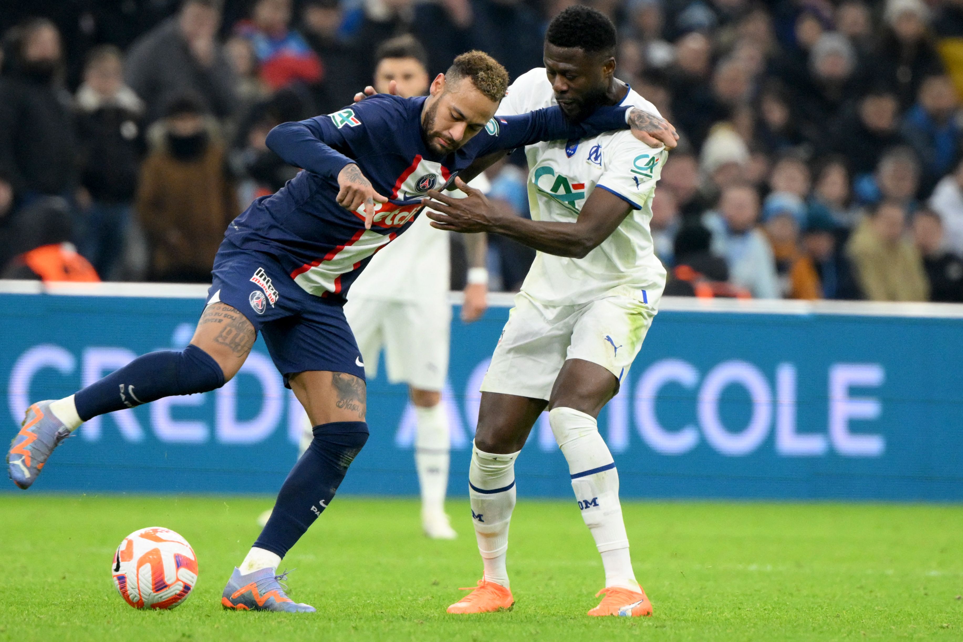 马赛绝杀法国，阿尔瓦雷斯关键制胜