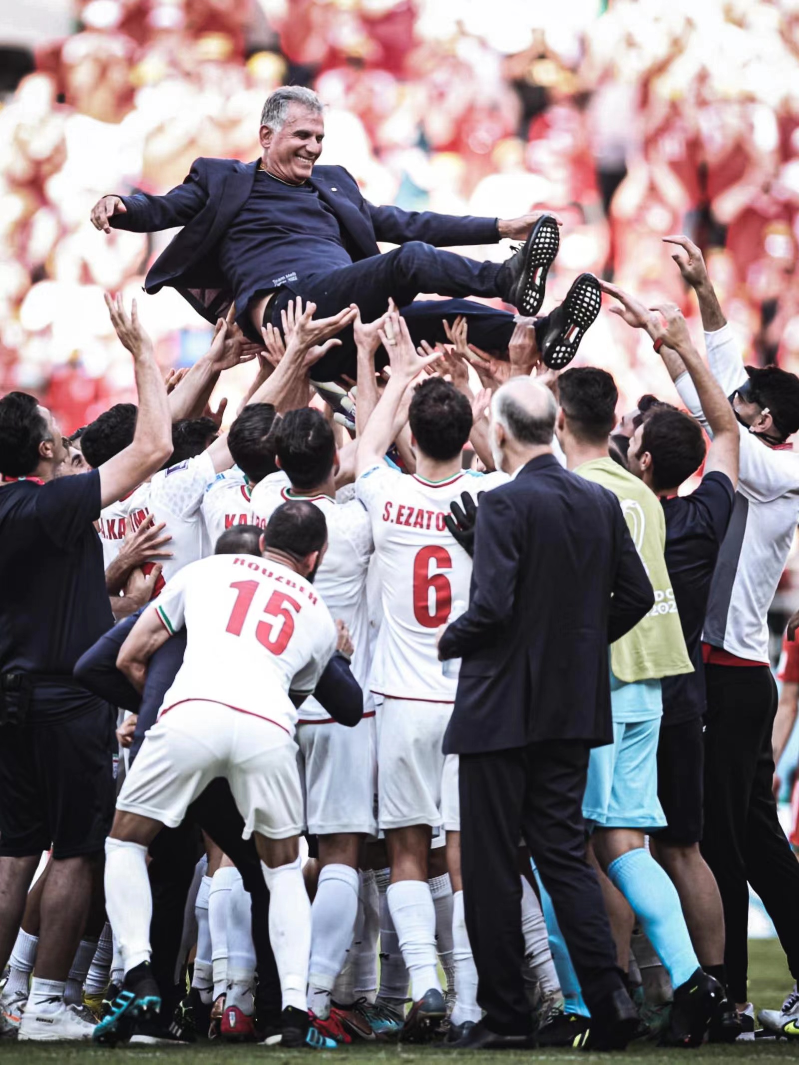 墨西哥队球员努力拼搏，夺得胜利