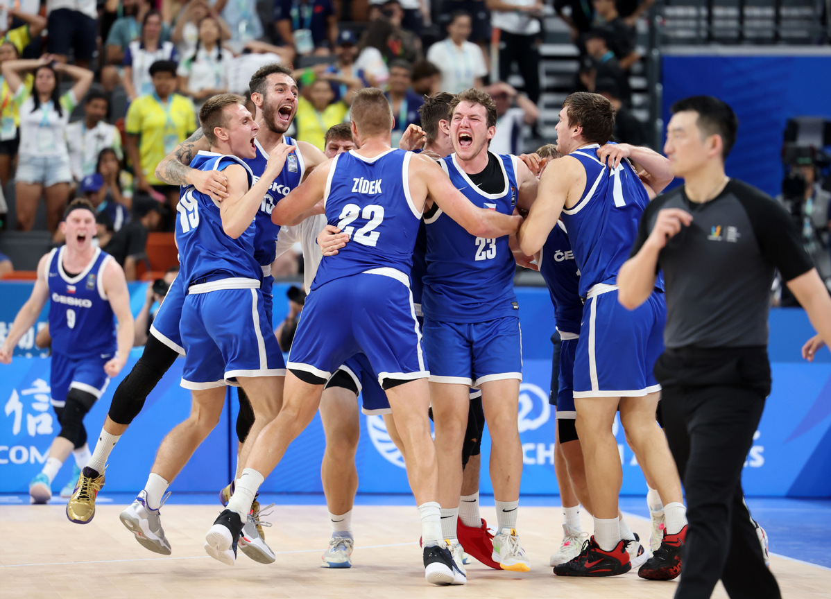 巴西男篮连胜晋级，杀进半决赛