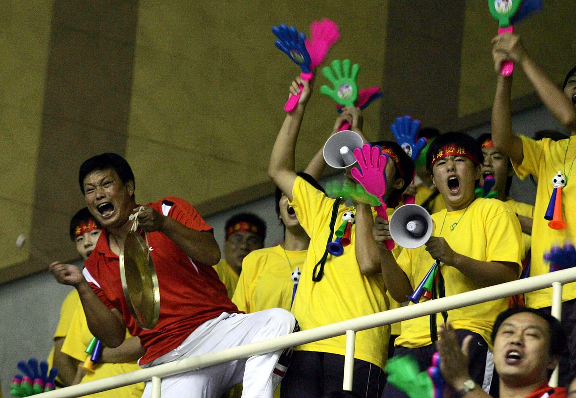 疯狂得分大战，观众目不转睛