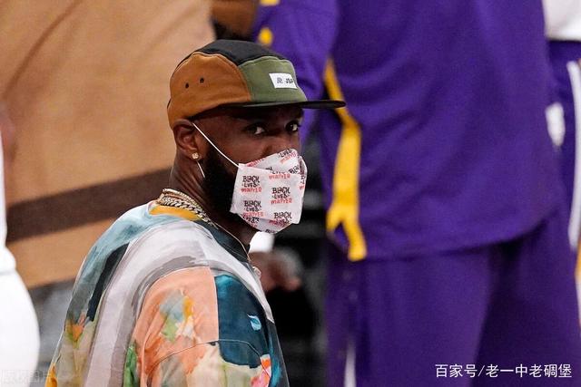 疯狂得分大战，观众目不转睛