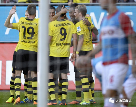 美因茨前场火力全开，或许能打破对手防线