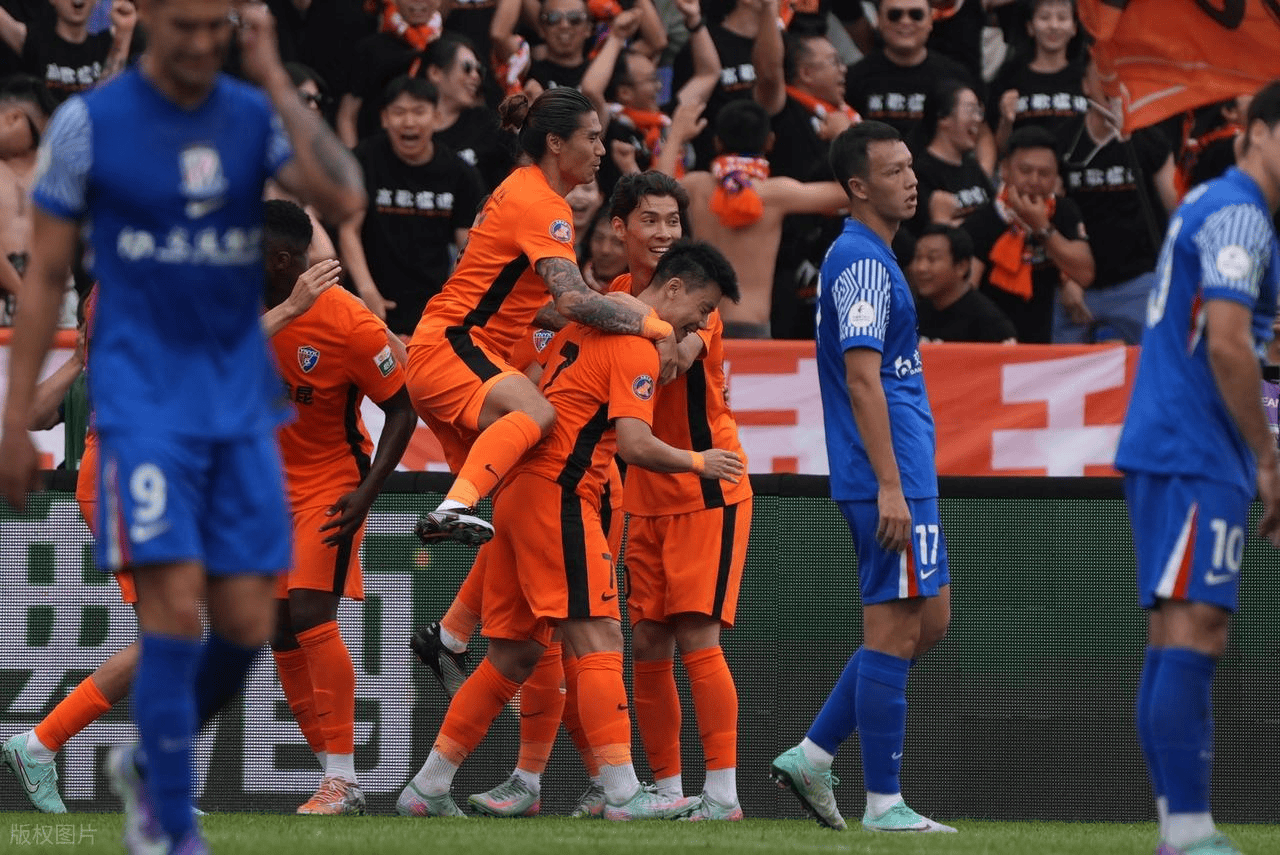 一场史诗级别的对决即将上演，球迷们准备好了吗？