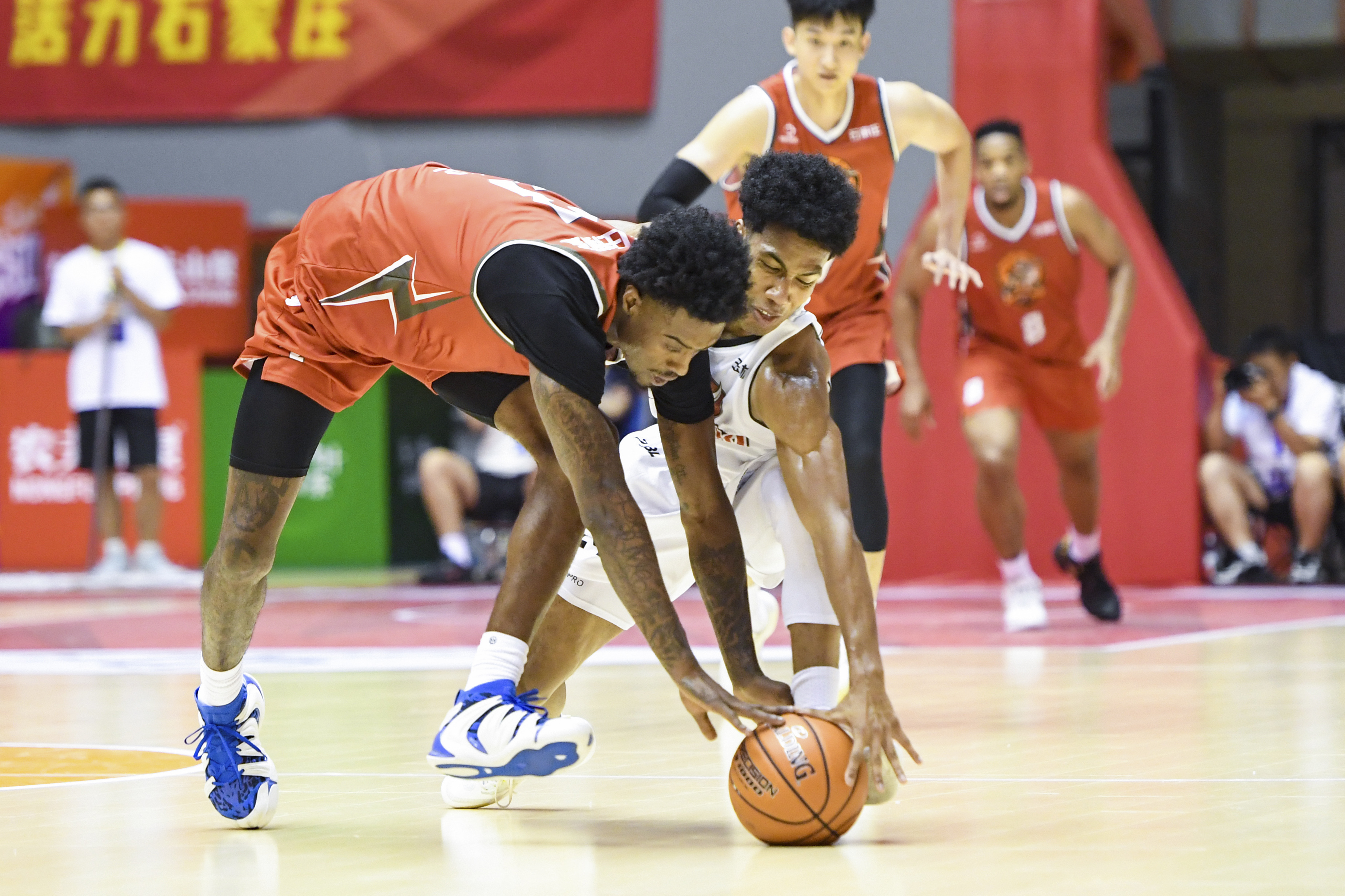 河北男篮大胜江苏,士气高涨 河北男篮大胜江苏,士气高涨