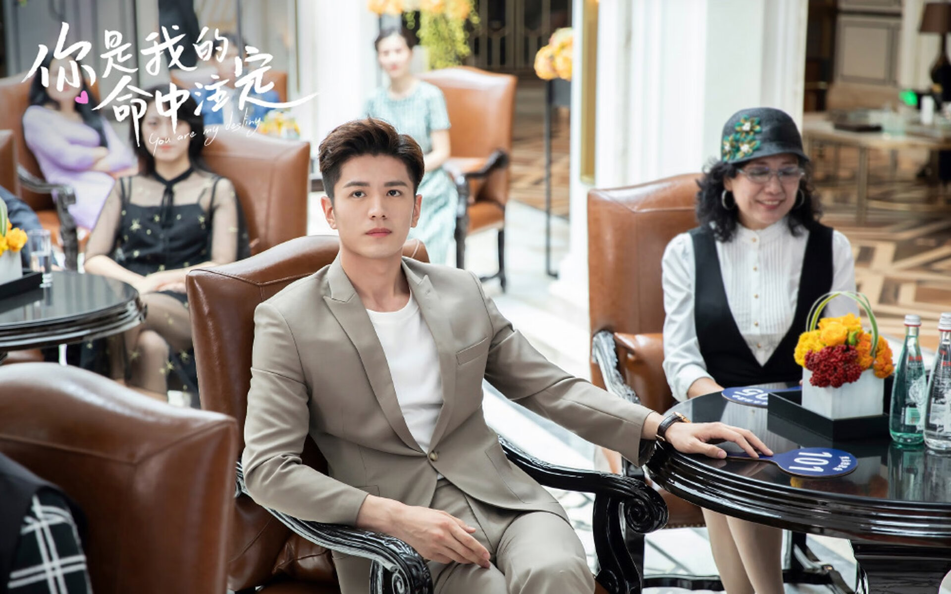 劳塔罗压哨绝杀!马赛奇迹逆转阿尔及利亚,关键先生一战封神