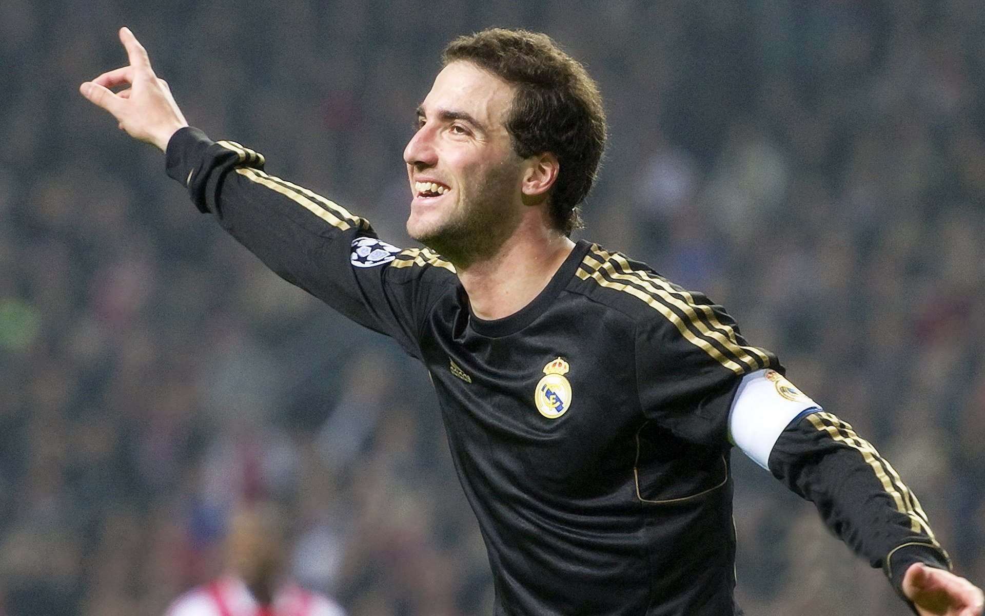 勒沃库森绝杀委内瑞拉，卢卡库表现堪称教科书